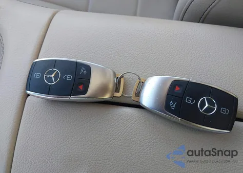 2021 Mercedes-Benz Gls 450 4Matic z USA, uszkodzony, nr VIN 4JGFF5KE4MA490002